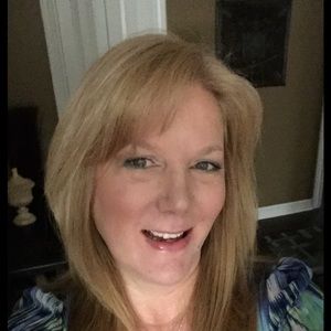 Meet your Posher, Kelli